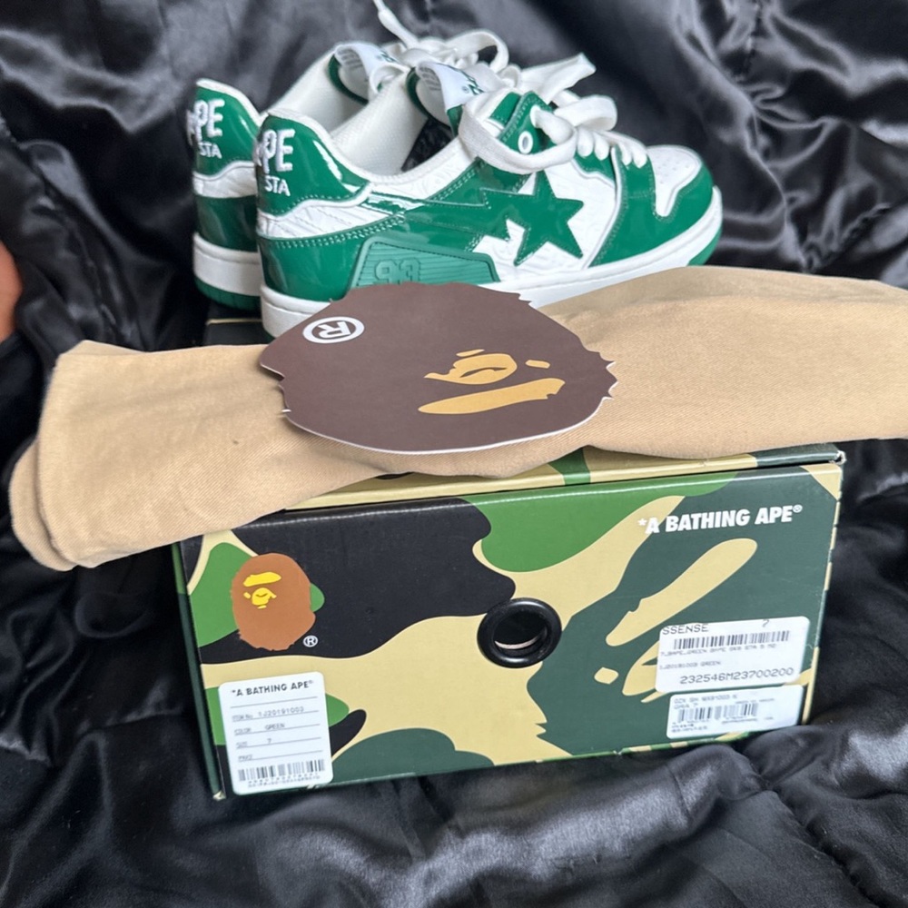 Men’s bape sneakers
